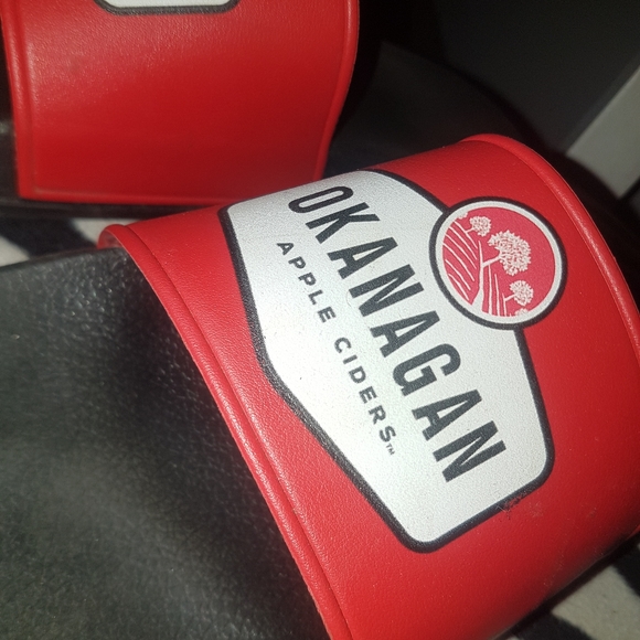 Sandals - Picture 3 of 11